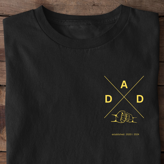DAD Cross mit Faust, Datum personalisierbar - Premium Shirt